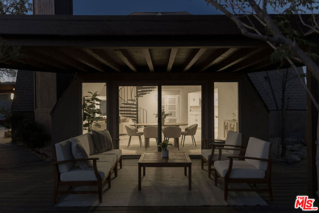 Pinyon Crest - Residential