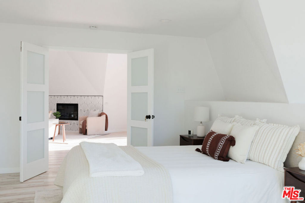 Pinyon Crest - Residential