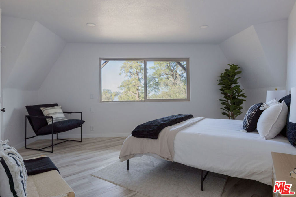 Pinyon Crest - Residential