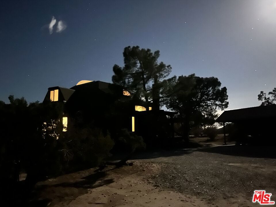 Pinyon Crest - Residential