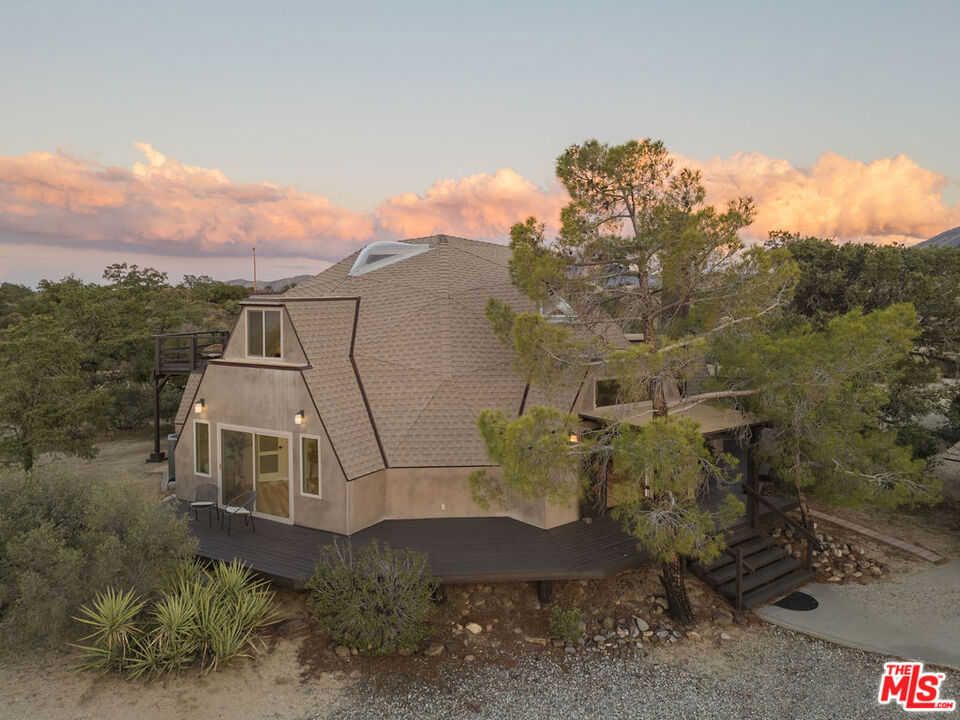 Pinyon Crest - Residential