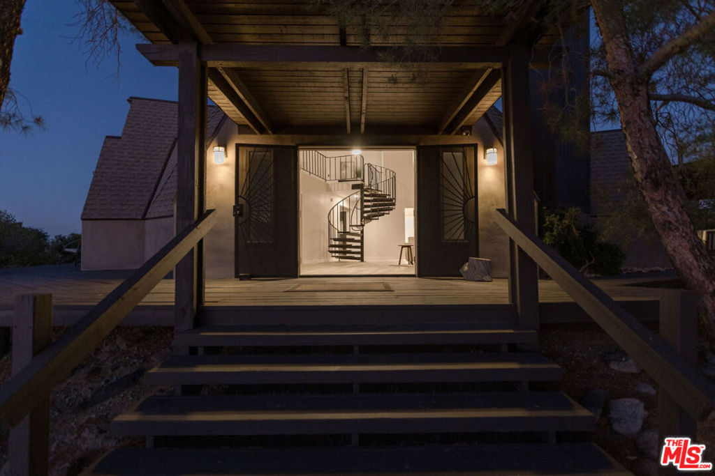 Pinyon Crest - Residential