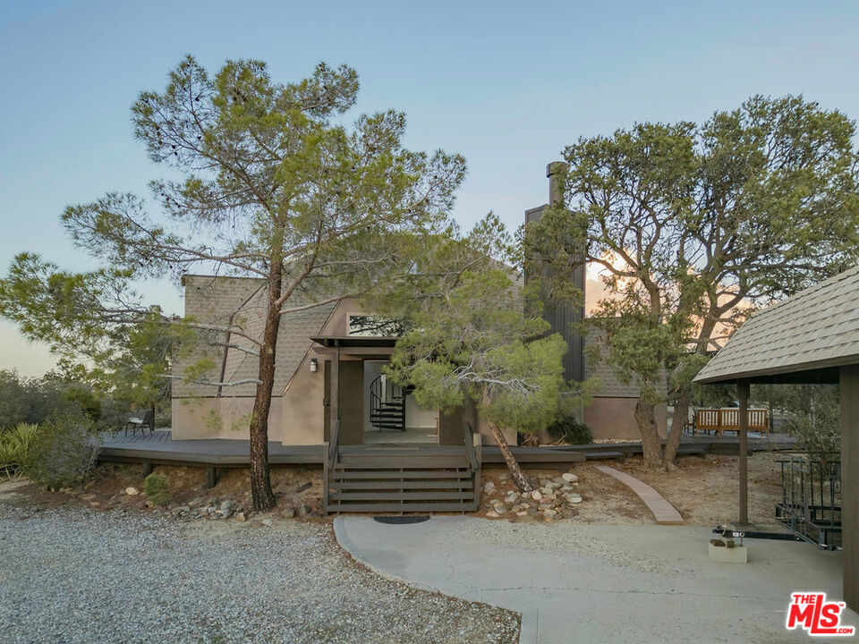 Pinyon Crest - Residential