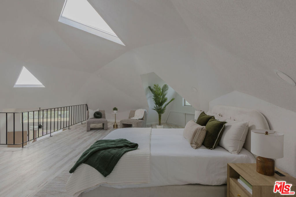 Pinyon Crest - Residential