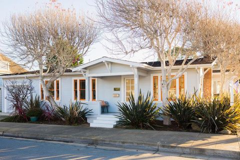 Photo of 791 Spruce Avenue, Pacific Grove, CA 93950 (MLS # ML82034306)