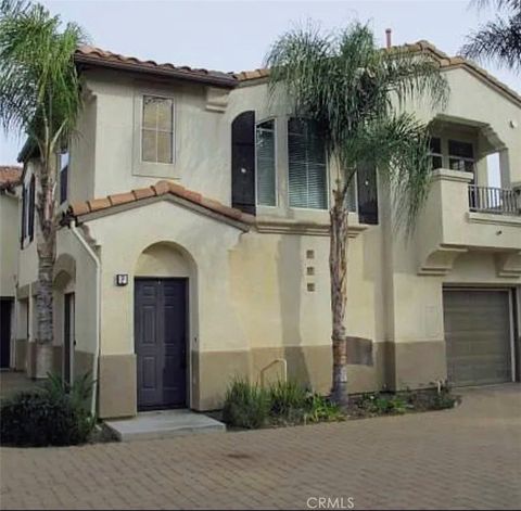 Photo of 30398 Island Bay Ln #F, Murrieta, CA 92563 (MLS # IG25277162)
