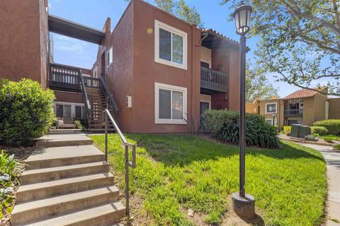 17119 W Bernardo Drive 105 San Diego CA 92127