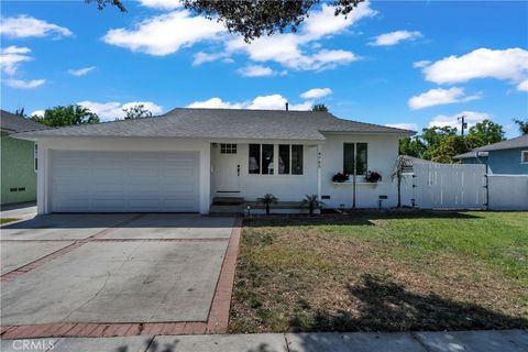 4765 Hersholt Avenue Long Beach CA 90808