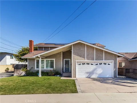 25006 Eshelman Ave, Lomita, CA 90717 - MLS#: PW25240742