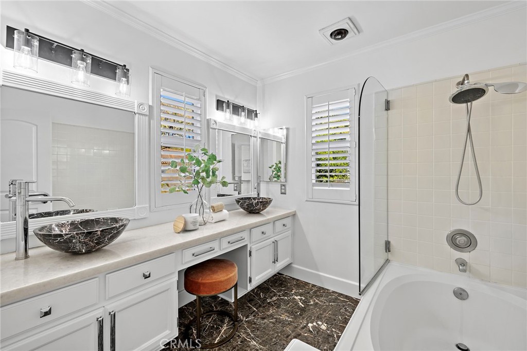 Villagio (VIL) - Residential