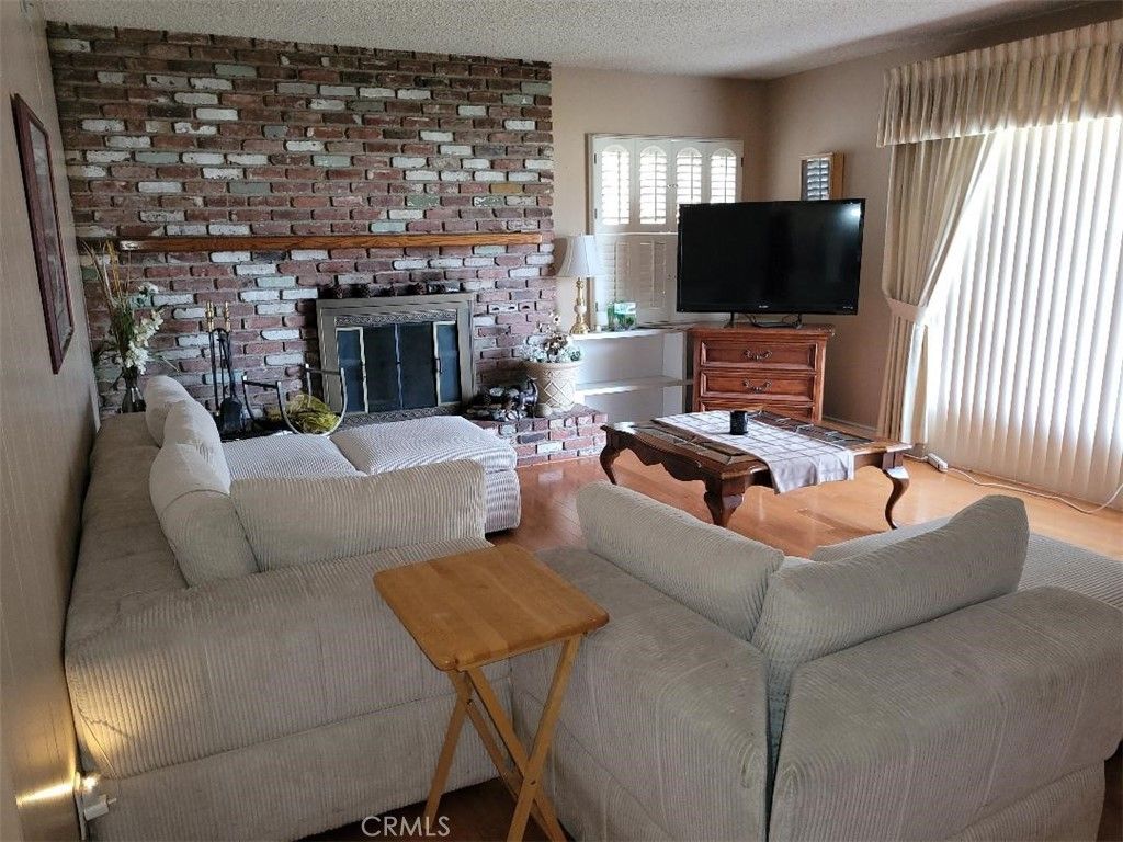 Photo of 915 S Glenview Rd, West Covina, CA 91791 (MLS # IG25265199)