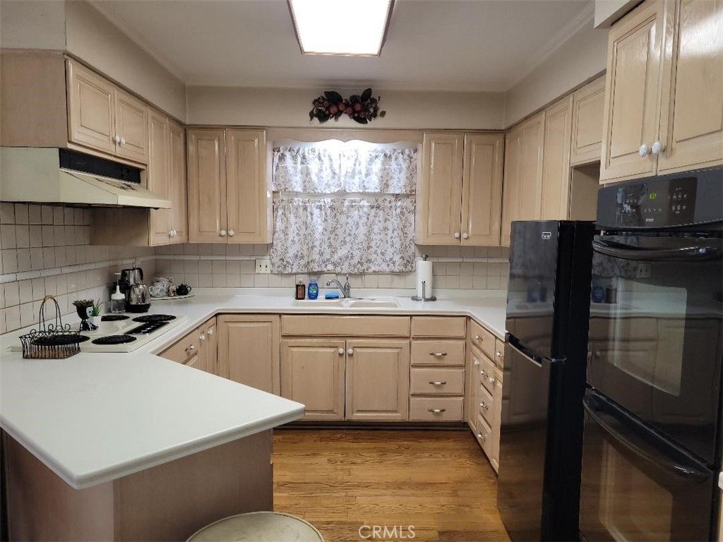 Photo of 915 S Glenview Rd, West Covina, CA 91791 (MLS # IG25265199)