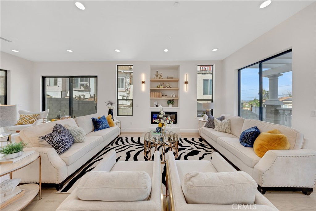 7156 Mooney