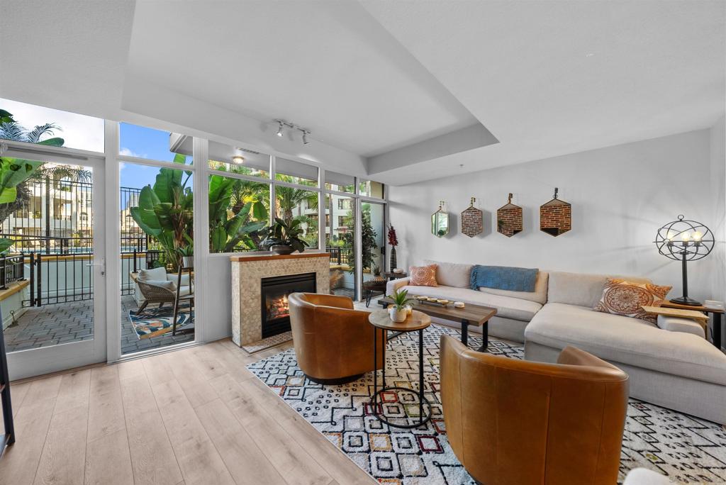 700 W Harbor Drive TH5