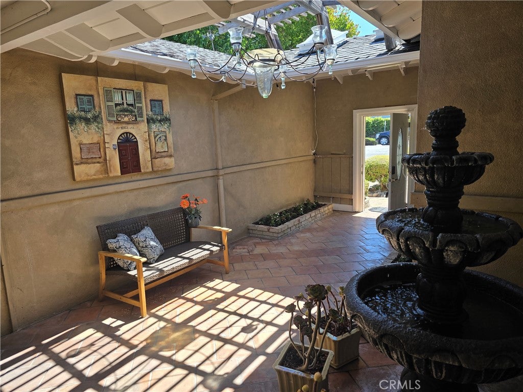 1635 Blossom Hill