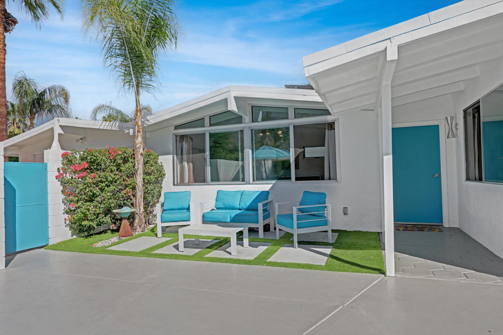 Magnesia Falls Cove - Residential