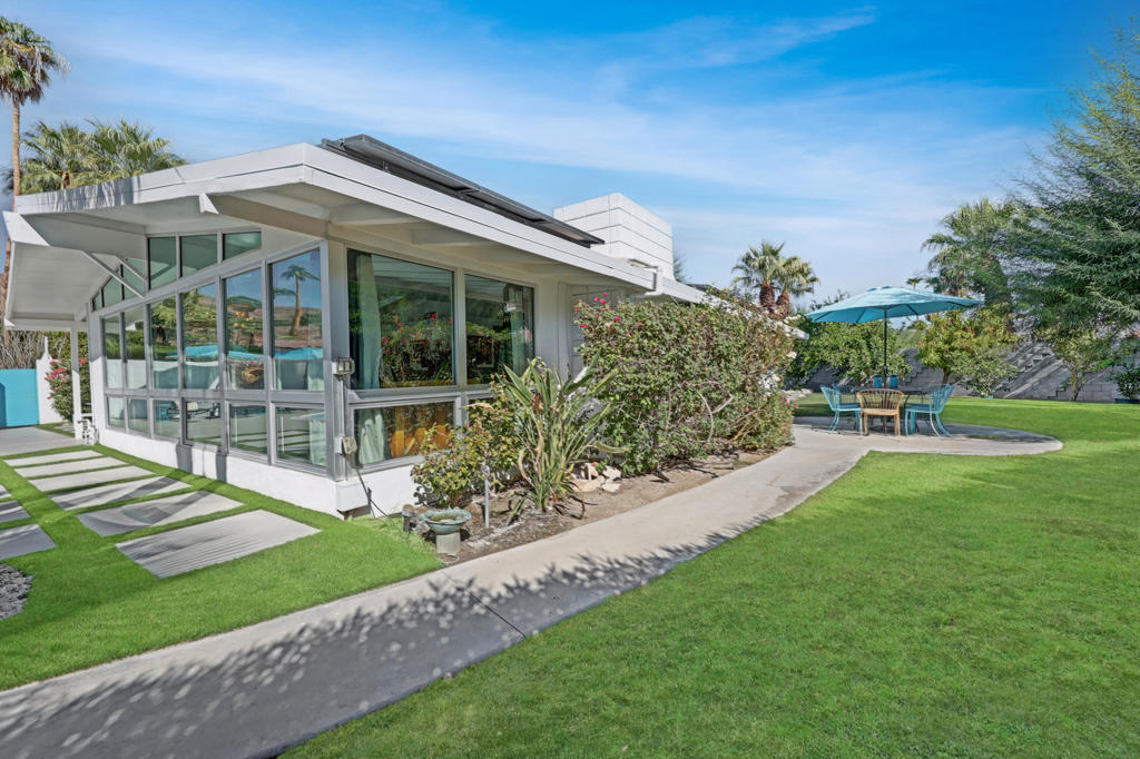 Magnesia Falls Cove - Residential