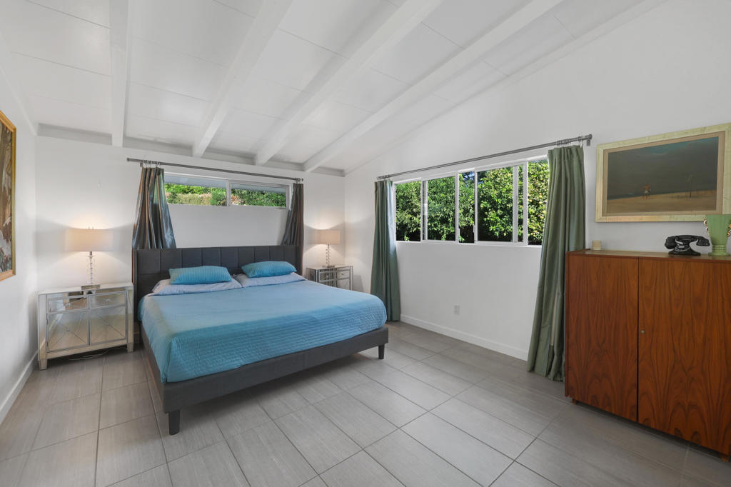 Magnesia Falls Cove - Residential