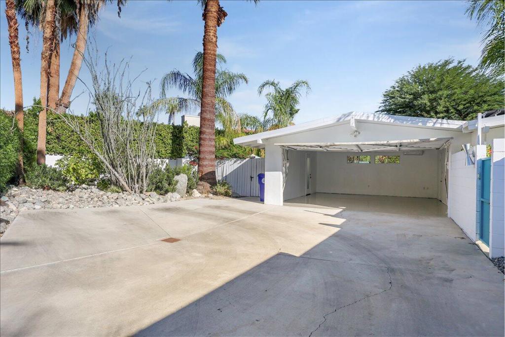 Magnesia Falls Cove - Residential