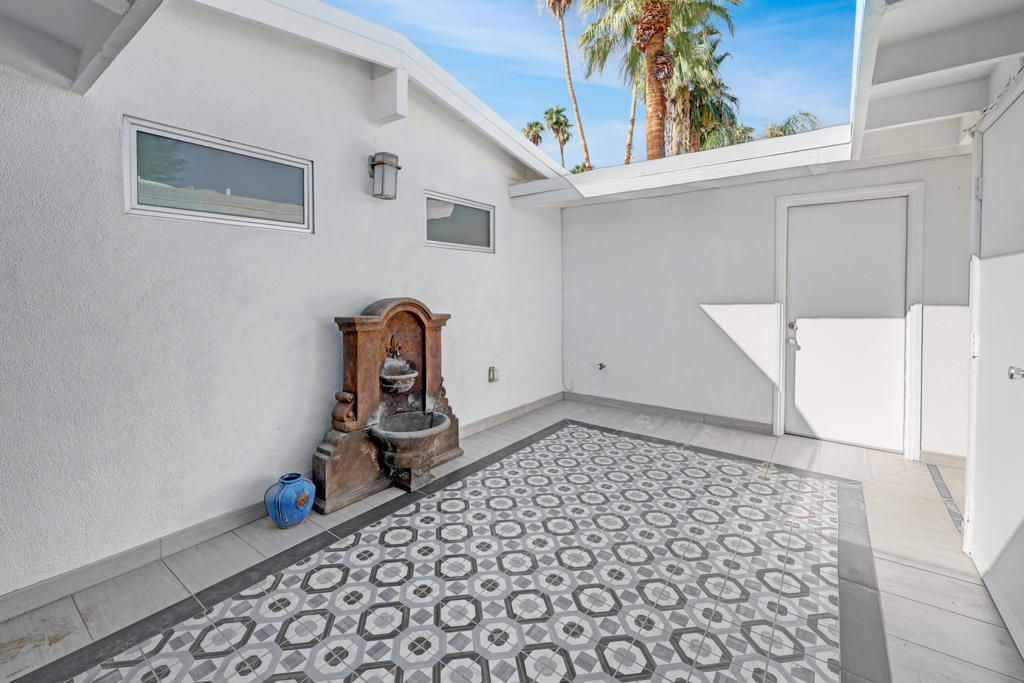 Magnesia Falls Cove - Residential