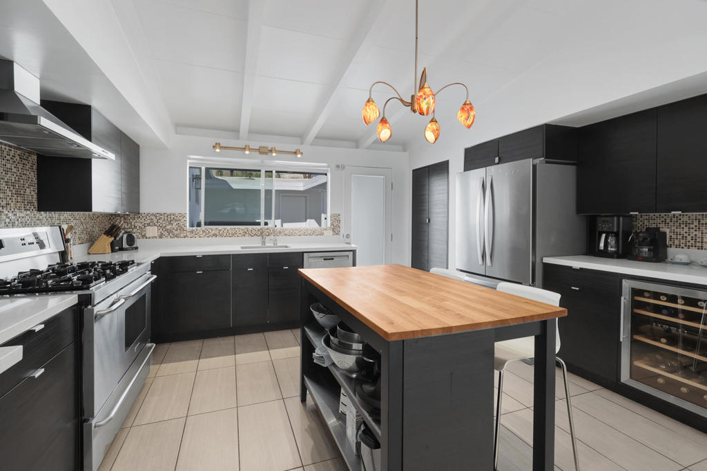 Magnesia Falls Cove - Residential