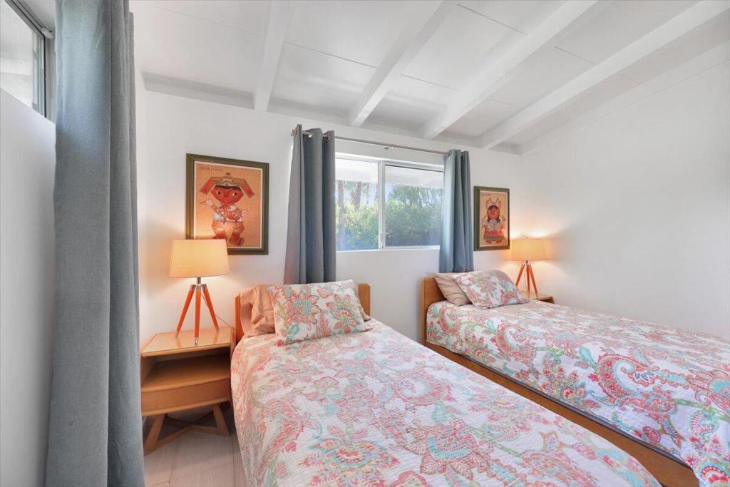 Magnesia Falls Cove - Residential