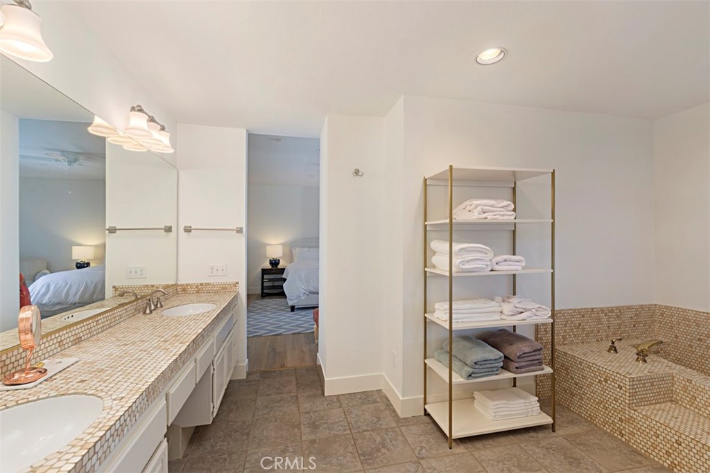 Laguna Woods I (LW1) - Residential Lease