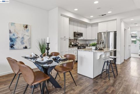 Photo of 1072 Victories Loop, San Jose, CA 95116 (MLS # 41134678)
