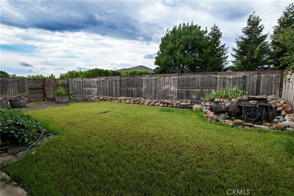 1654 Desert Spring