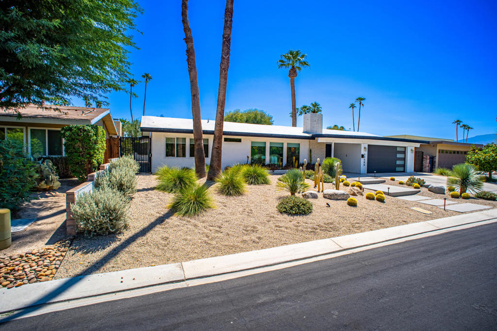 39580 Kensington Drive Drive