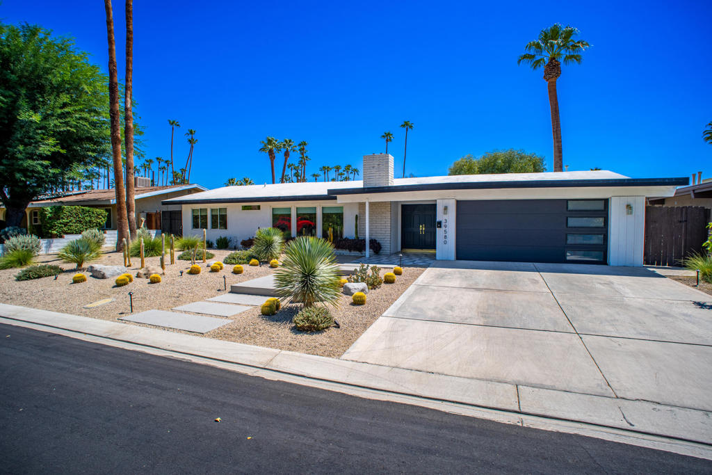 39580 Kensington Drive Drive