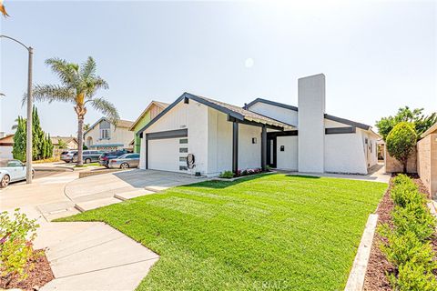 11591 Palawan Street Cypress CA 90630