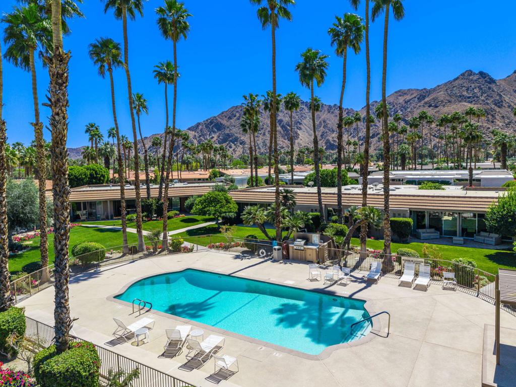 Indian Wells C.C. - Residential