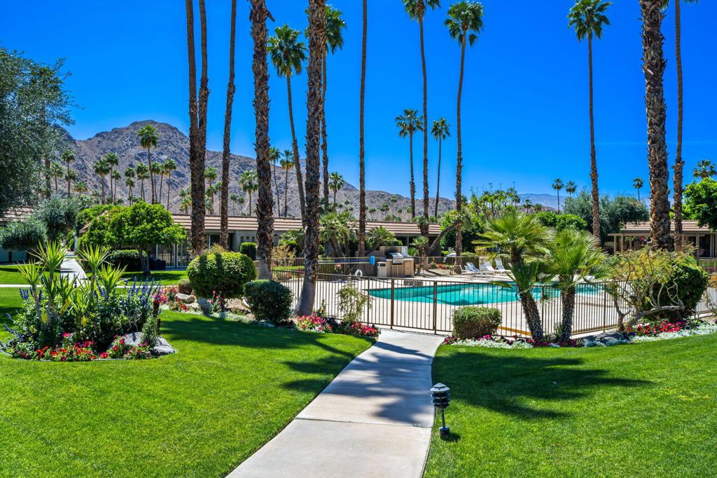 Indian Wells C.C. - Residential