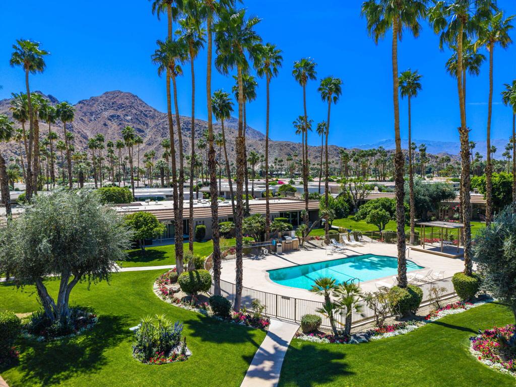 Indian Wells C.C. - Residential