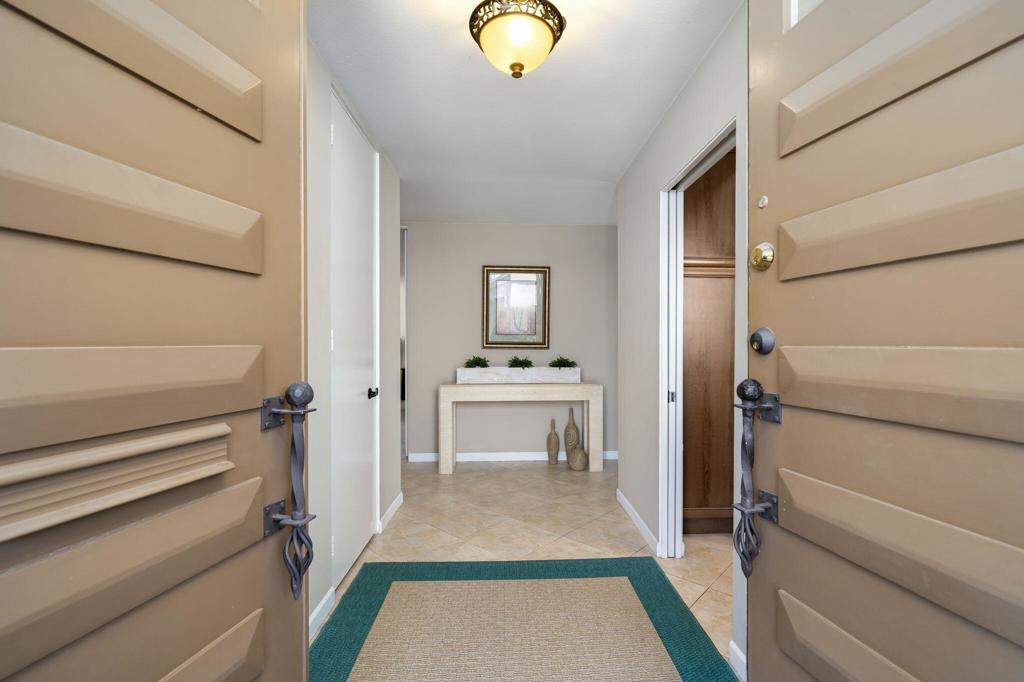 Indian Wells C.C. - Residential