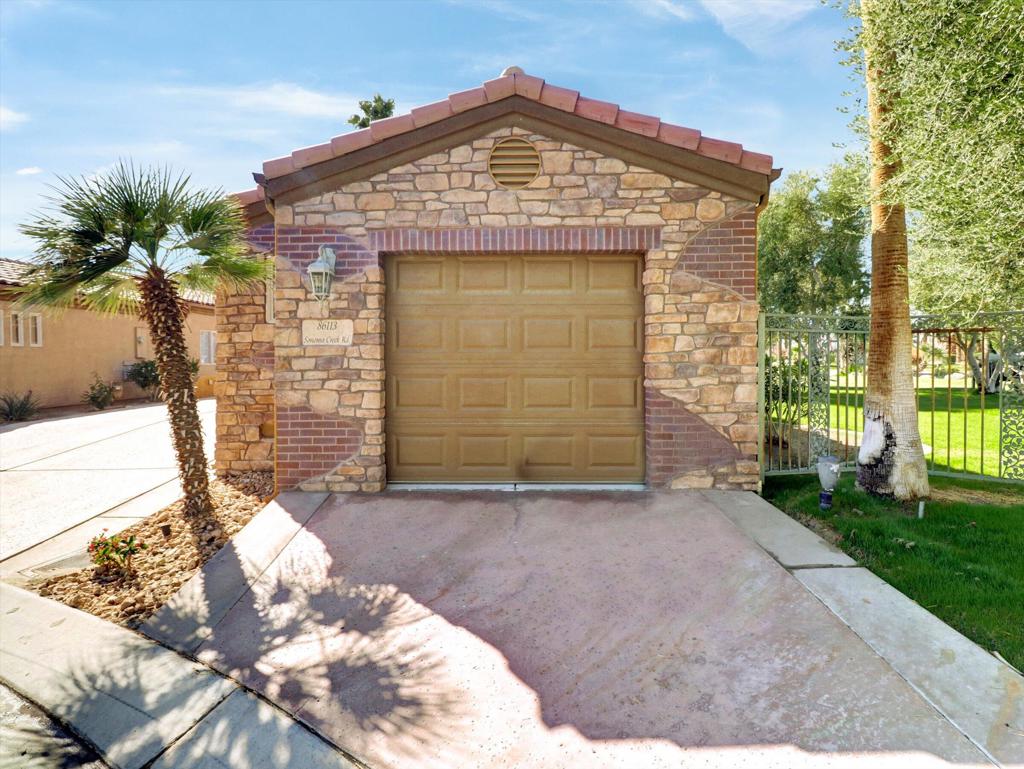 Vineyards Mtr Coach - Residential