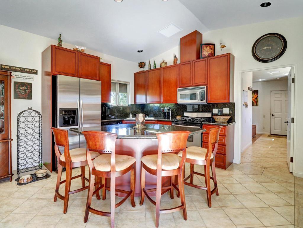 Vineyards Mtr Coach - Residential