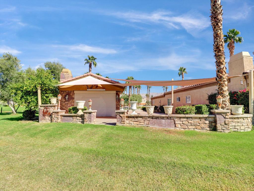 Vineyards Mtr Coach - Residential