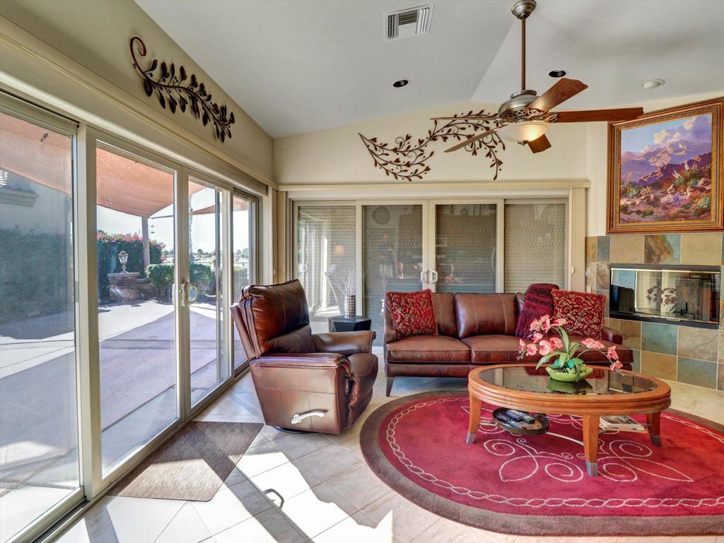 Vineyards Mtr Coach - Residential