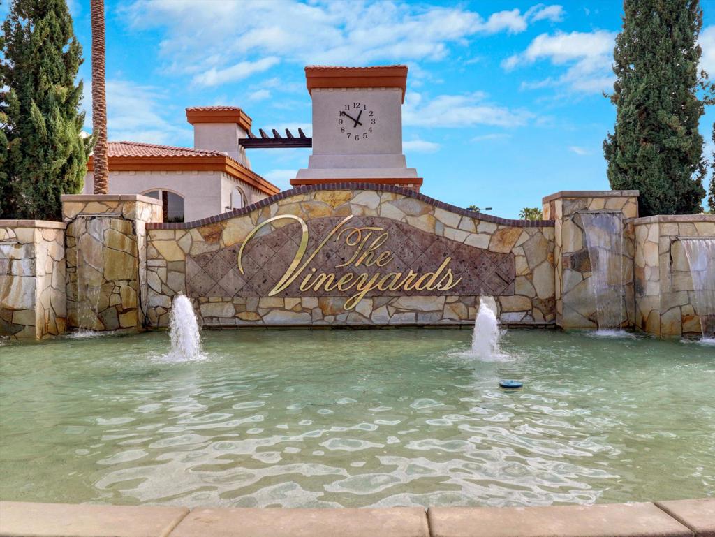 Vineyards Mtr Coach - Residential