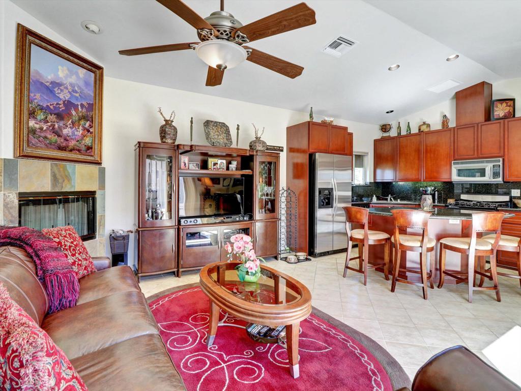 Vineyards Mtr Coach - Residential