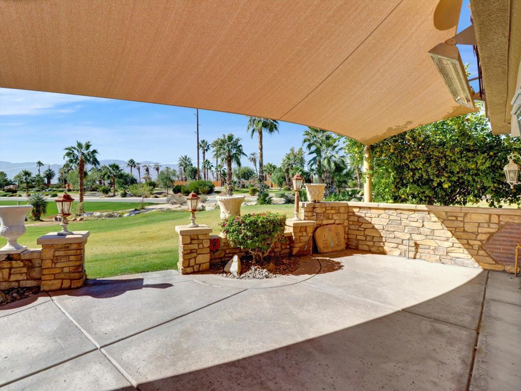 Vineyards Mtr Coach - Residential