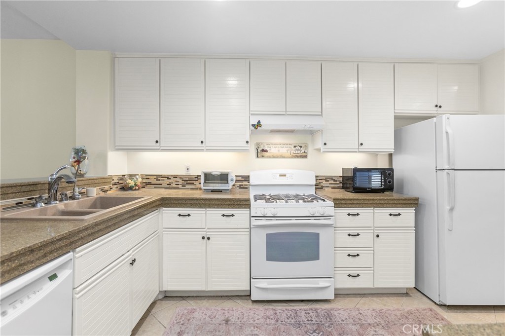 Belterraza (BTR) - Residential Lease