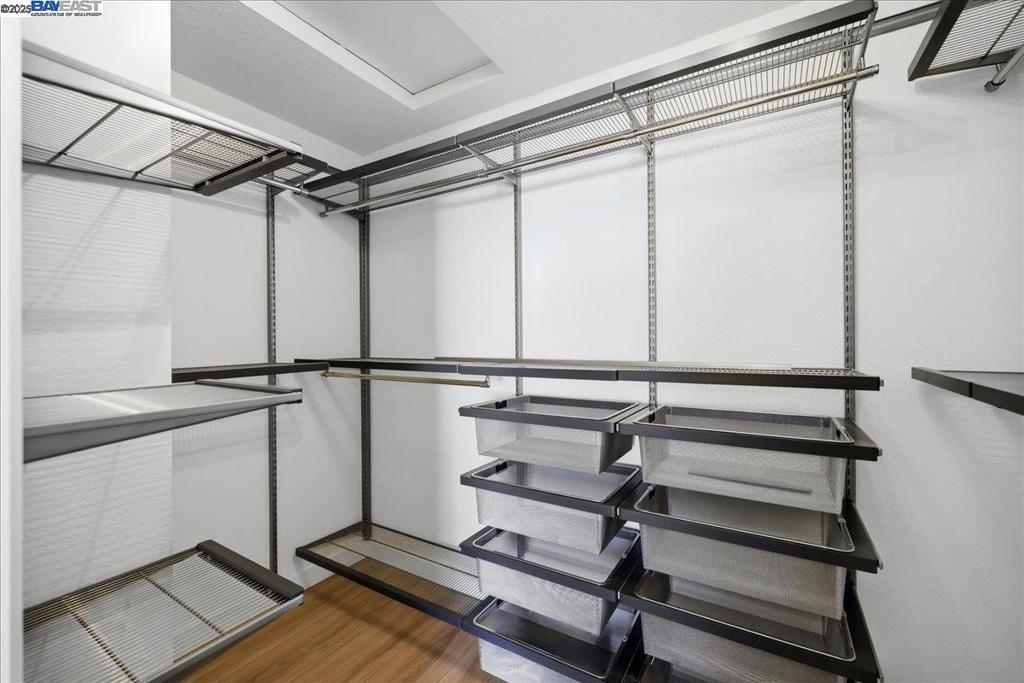 SUMMERSET - Residential