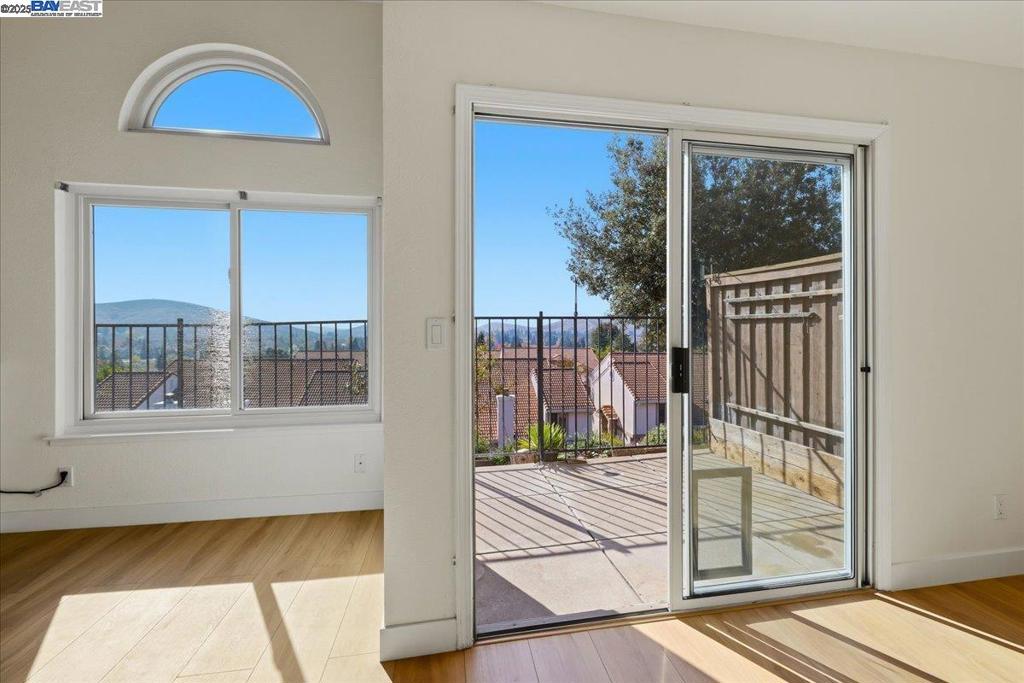 SUMMERSET - Residential