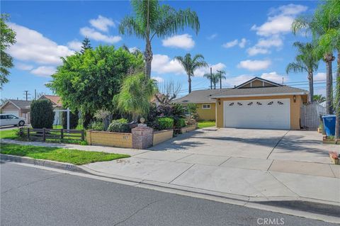 Photo of 927 N Glenn Ave, Ontario, CA 91764 (MLS # TR26044093)