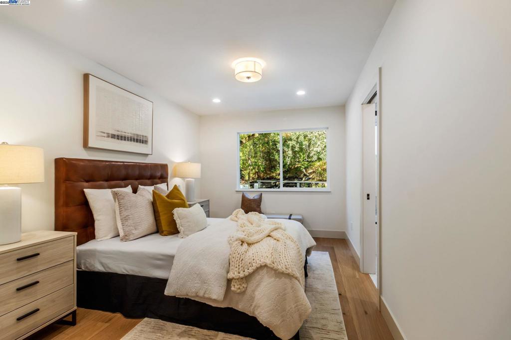 ORINDA HILLS - Residential