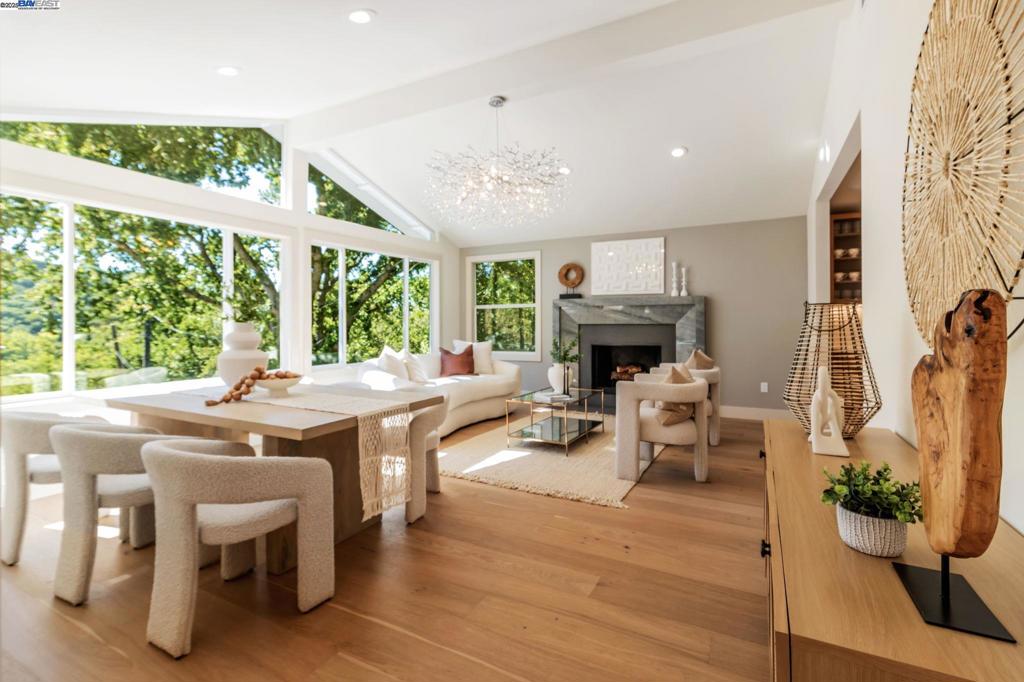 ORINDA HILLS - Residential