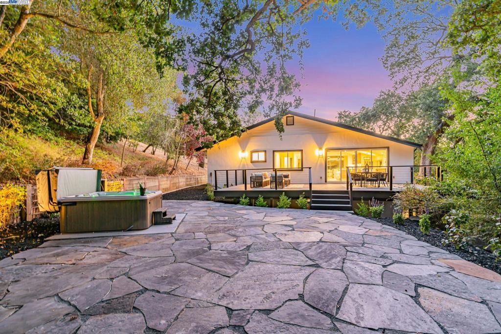 ORINDA HILLS - Residential